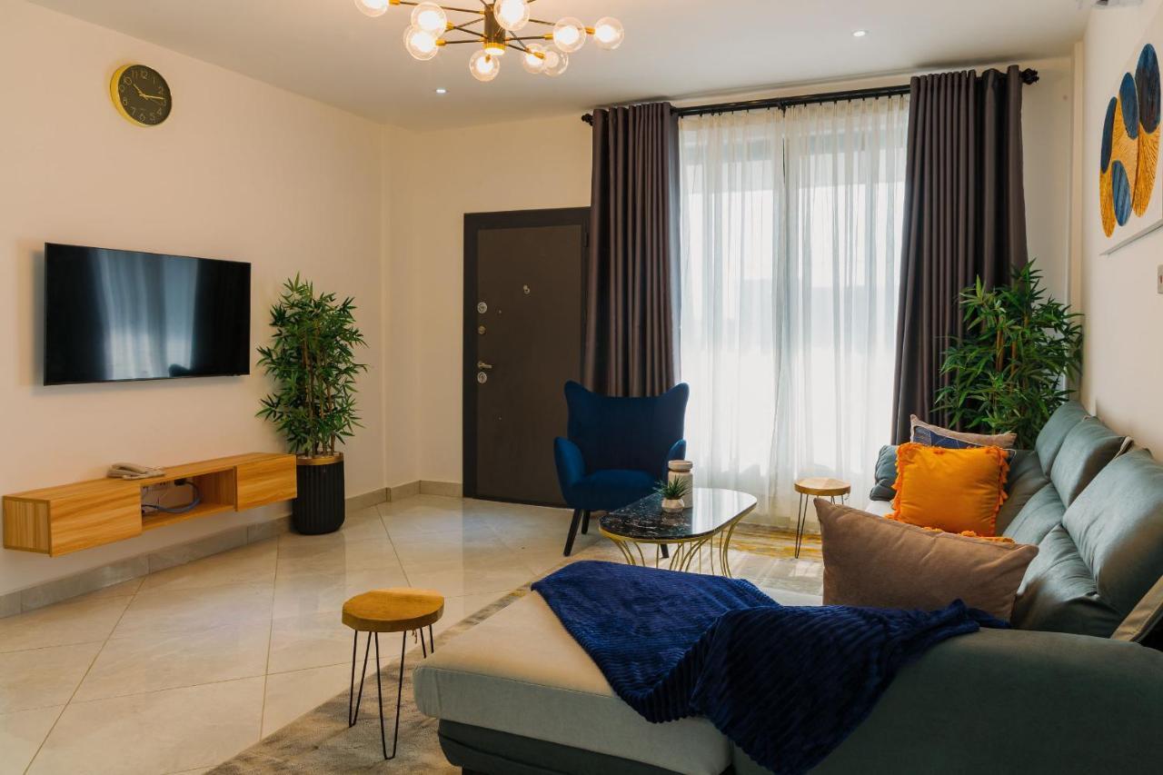 The Avery Apartments At Odomaa Place, East Airport Аккра Екстер'єр фото