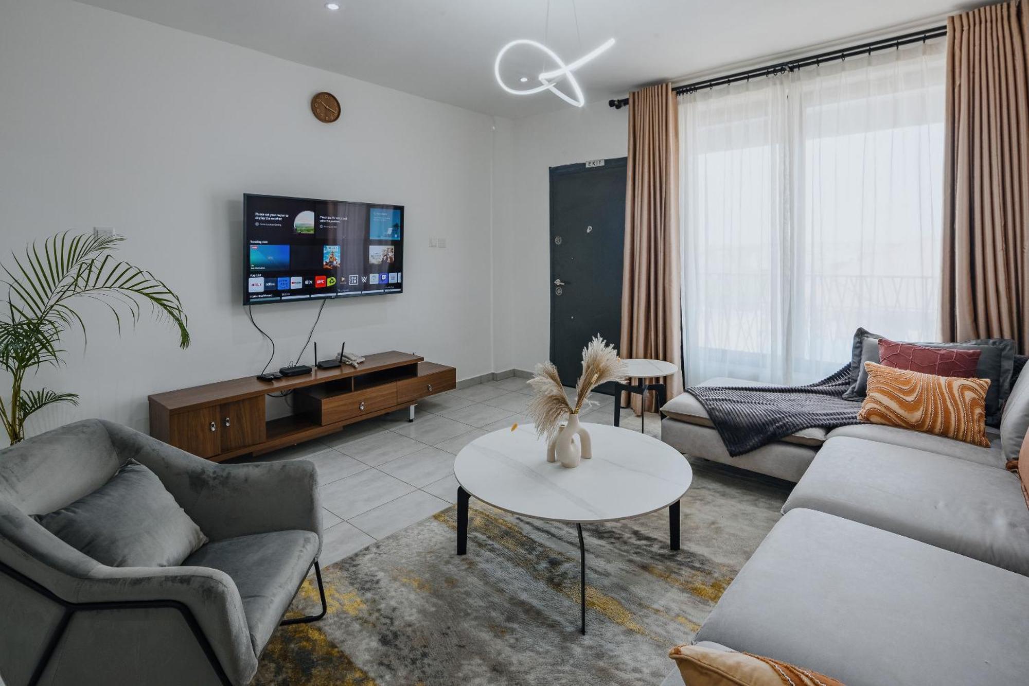 The Avery Apartments At Odomaa Place, East Airport Аккра Екстер'єр фото
