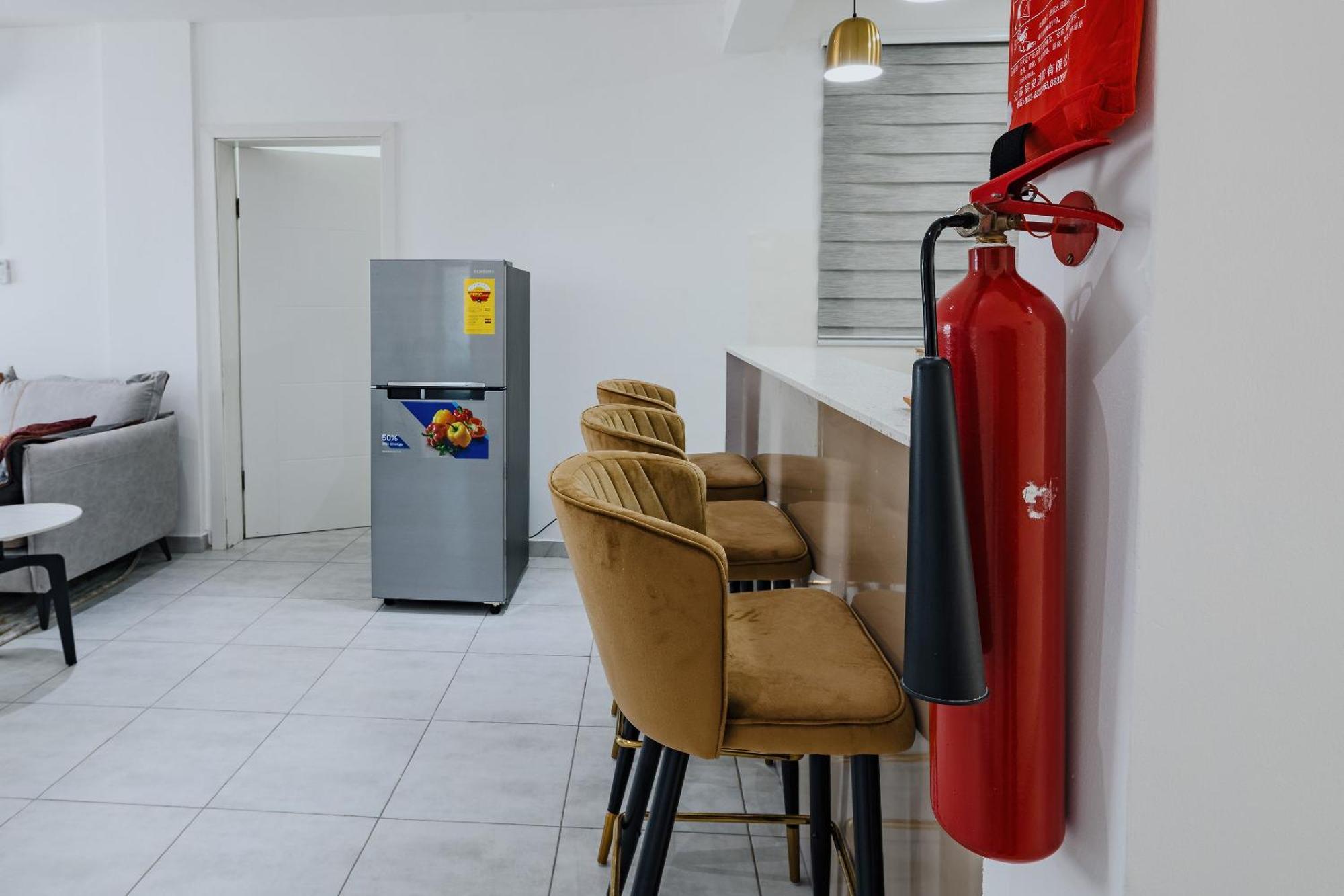 The Avery Apartments At Odomaa Place, East Airport Аккра Екстер'єр фото
