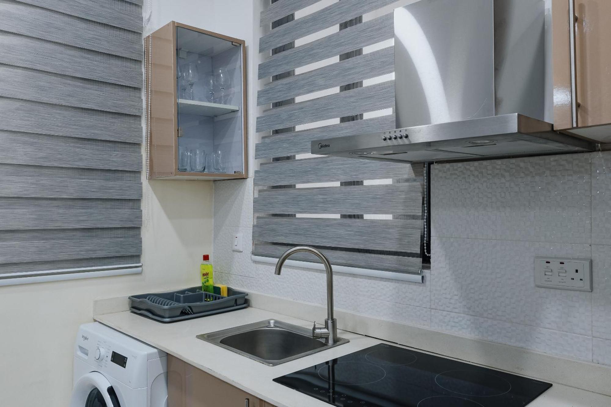 The Avery Apartments At Odomaa Place, East Airport Аккра Екстер'єр фото